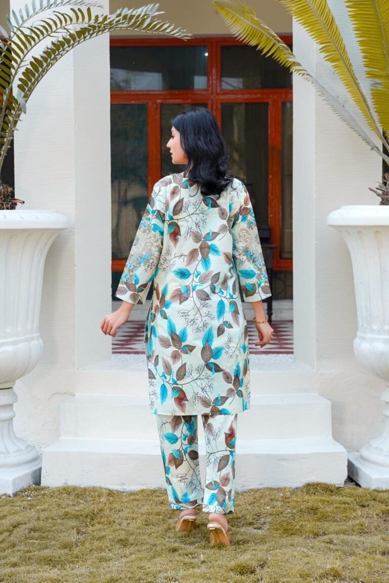 2 PIECE – PRINTED EMBROIDERED LAWN - Image 3